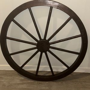 Brown Vintage decorative wagon wheel 29 in.